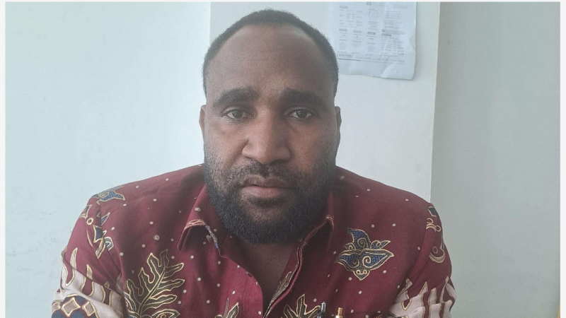 Ketua DPRP Papua Pegunungan, Yos Elopere 
